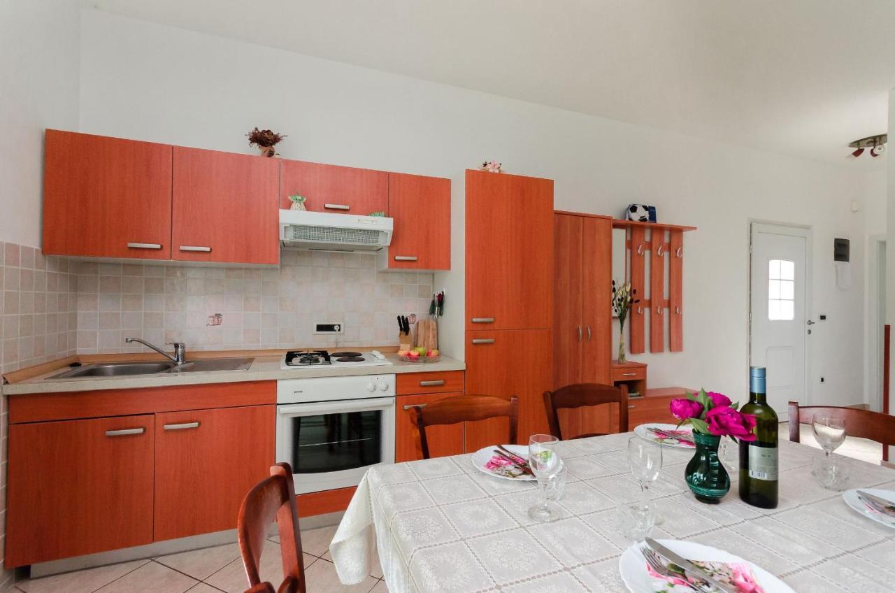 Apartments Branka Moscenicka Draga Exterior photo